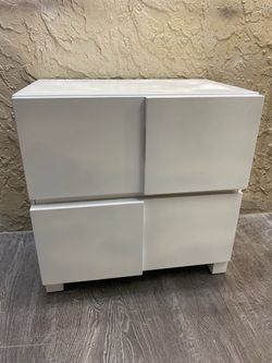 Modern Solid Wood Dresser with Two HandleFree Drawers- Local Delivery for a Fee - See My Items