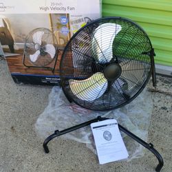 Utilitech 20-in 120 -Volt High Velocity Indoor Black Floor Fan/ New Open Box