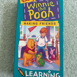 Winnie the Pooh learning: making friends (VHS, 1994)