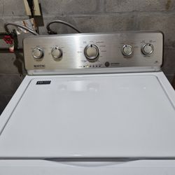 MAYTAG Washer In Dryer 