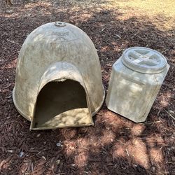 Dog Igloo/vault 