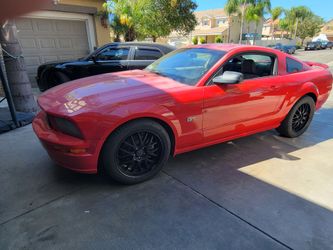 2005 mustang gt