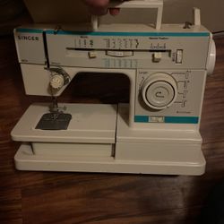 Singer 8614 Sewing Machine