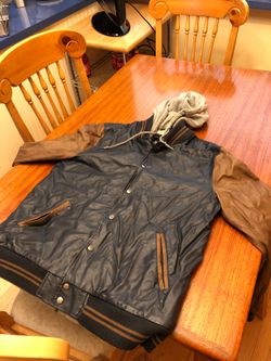 XL leather OBEY jacket 🧥