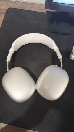 Apple AirPods Max Headphones – Silver