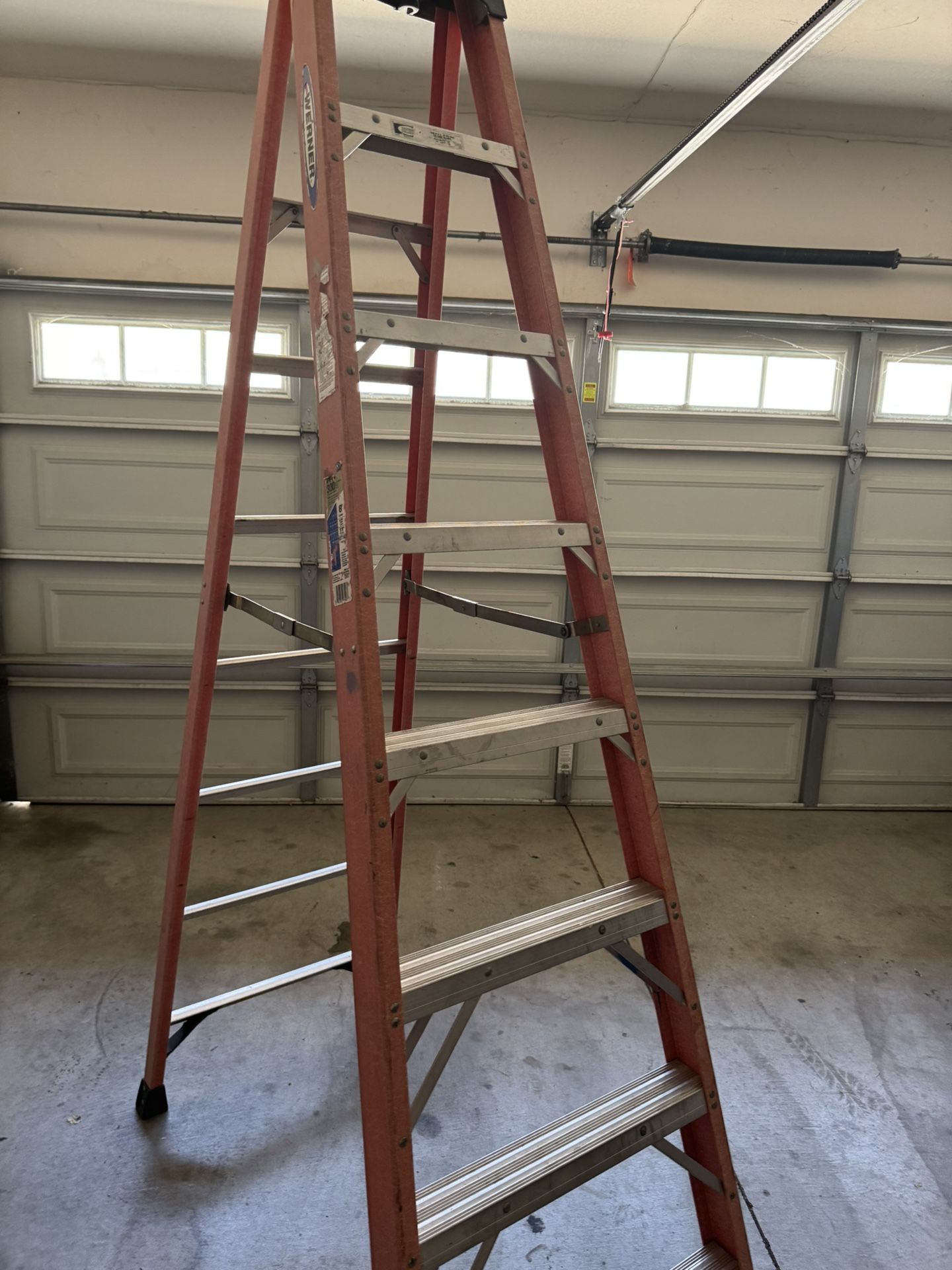 8 Ft Ladder
