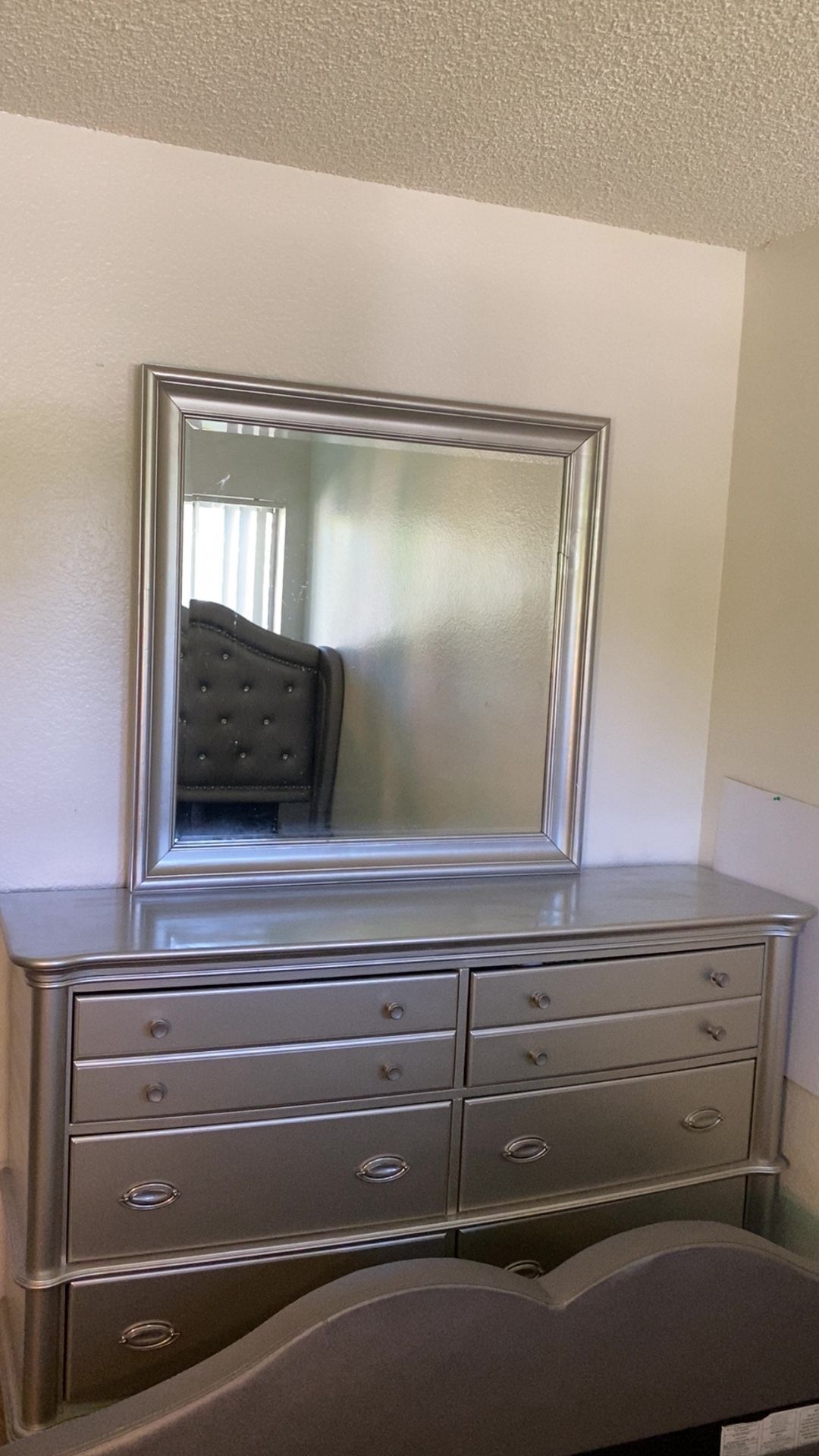 Dresser with mirror
