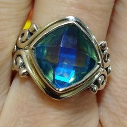 New In Box Genuine Quartz Designer Size 7 Ring 💍!