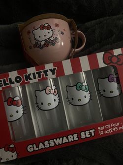 Hello Kitty Glass Cups