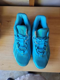 Dame 7 size 9