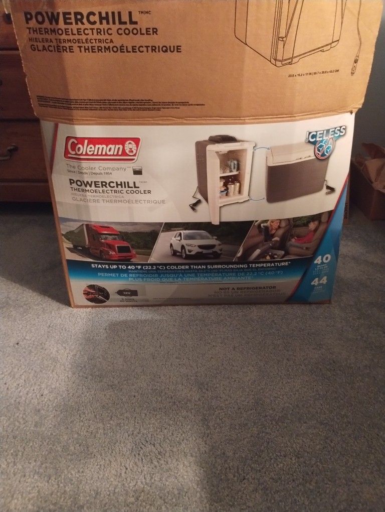 Coleman 40-Quart PowerChill Thermoelectric Iceless Cooler
