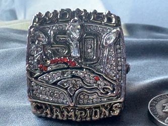 Official NFL Super Bowl ring