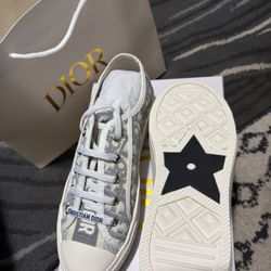Lux Foot Wear Wholesale 