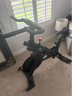 Peloton - No Monitor