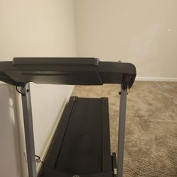 Gold's Gym Treadmill 430i