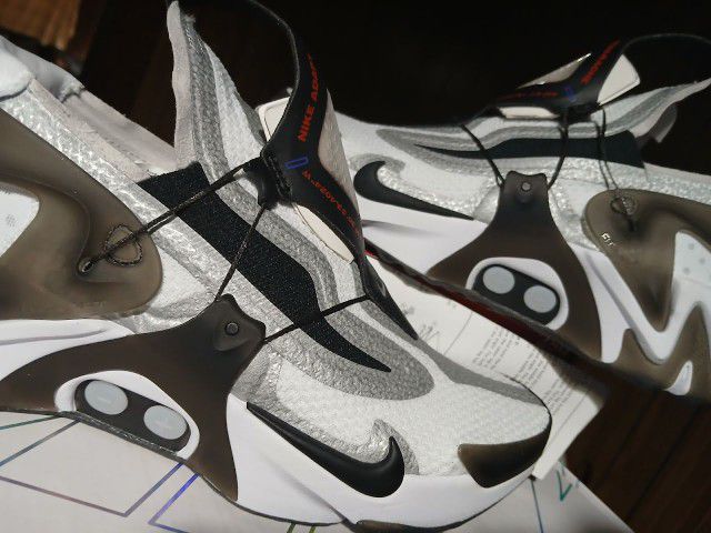 Nike Adapt Huarache New/Unworn/Box/Tags Size 7