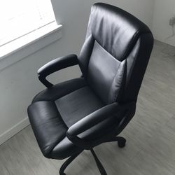 Black Leather Office Chair 