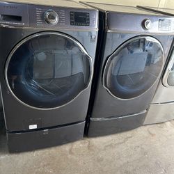 Samsung Front Load Washer And Dryer Set XL