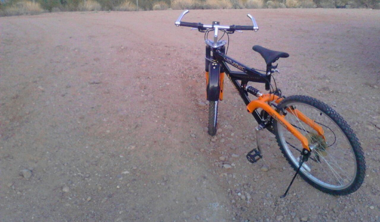 BEAUTIFUL BLACK AND ORANGE VFX XGAMES MOUNTAIN BIKE!