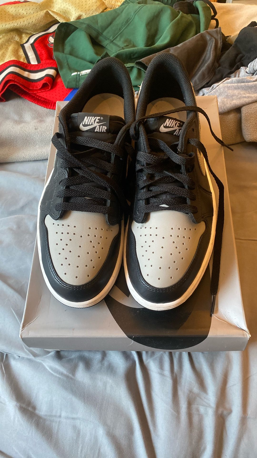 Jordan 1 Low Shadow