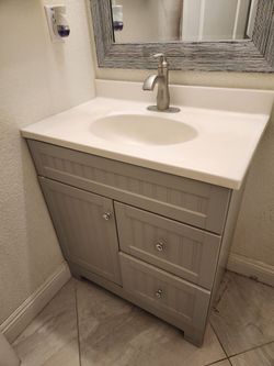 31" Bathroom Vanity with Marble Countertop