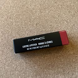 MAC lustre Lipstick 502 Cockney 