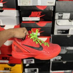 Kobe 6 Protro Reverse Grinch size 8 USED But Clean