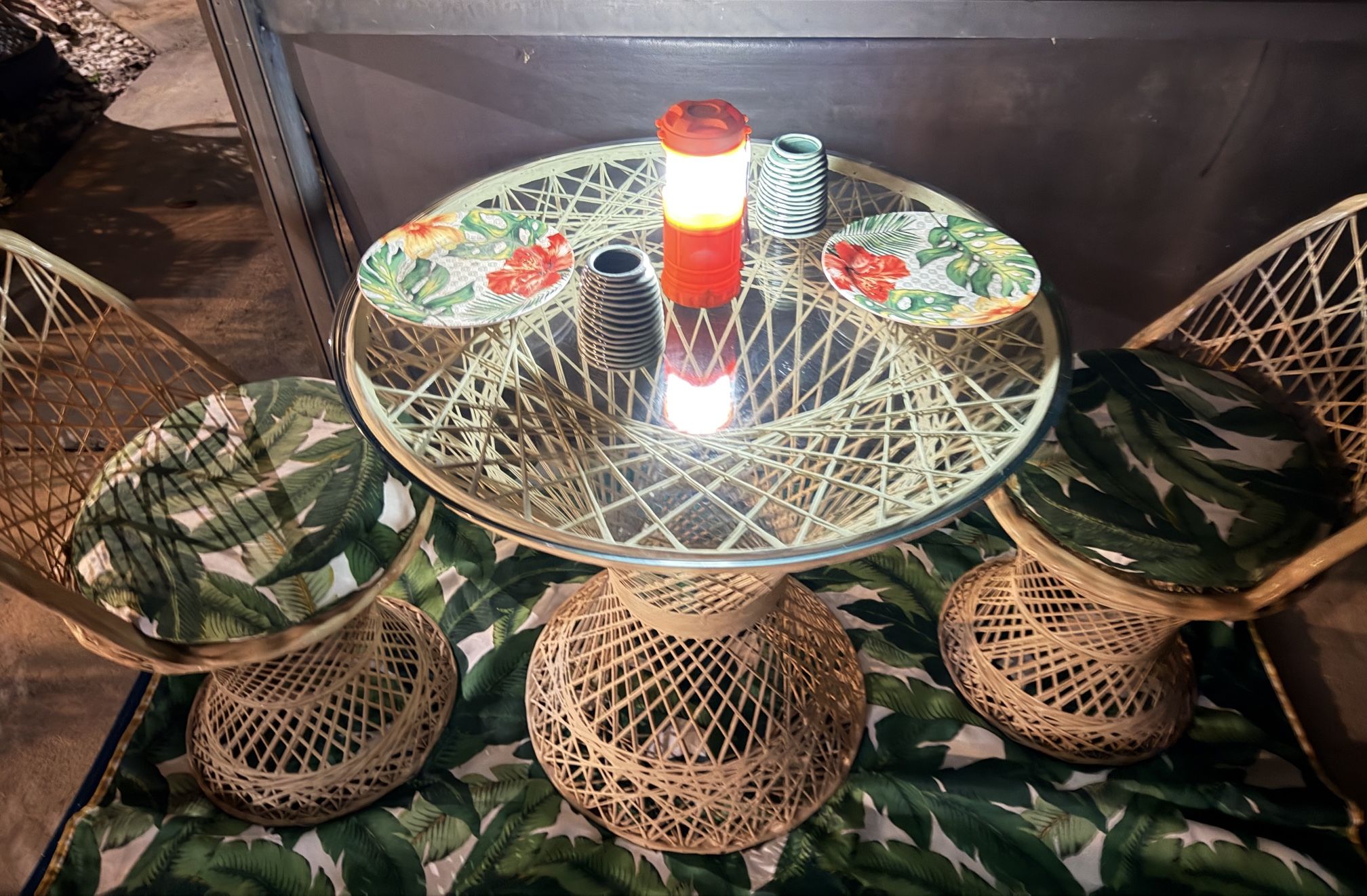 MCM Tommy Bahama Bistro 