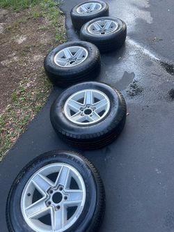 Set of 5 3rd-Gen Camaro Rims (15 inch)
