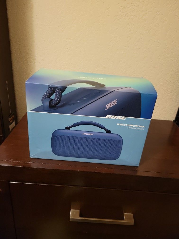 Bose Soundlink Max Almost New Use For 1 Week