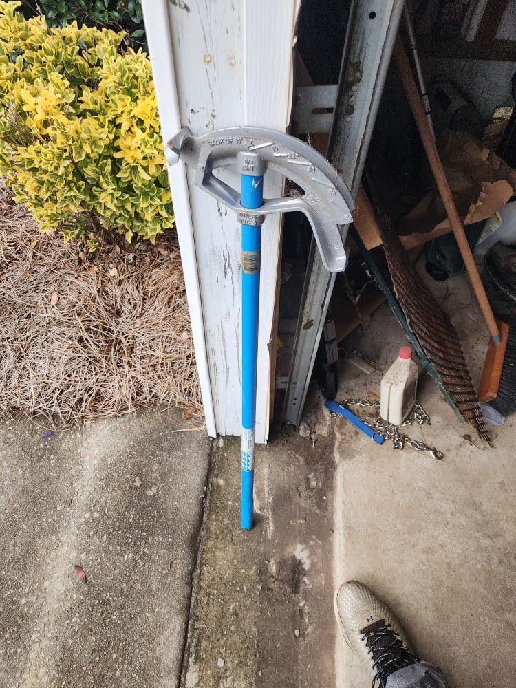 Pipe BENDER