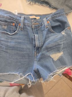 Levis high rise