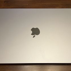 Apple MacBook Pro 16in 2023