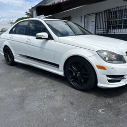 🏆🏆 2014 MERCEDES-BENZ C250