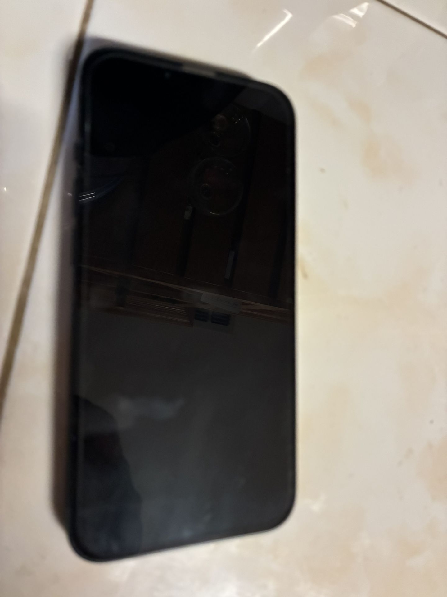 iPhone 14