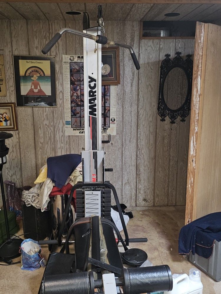 Marcy Weight Machine - 200 Lbs