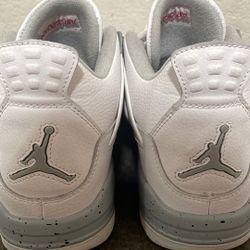 Jordan 4 