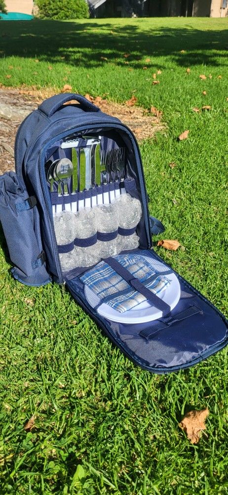 Vonshef Picnic Backpack For 4