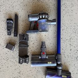  Dyson Vacuum Model SV09/V6
