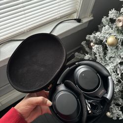 Sony WH-1000XM3 Bluetooth Headphones 