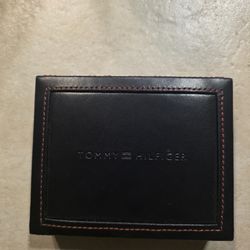 Tommy Hilfiger wallet