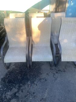 Set of 6 patio chairs
