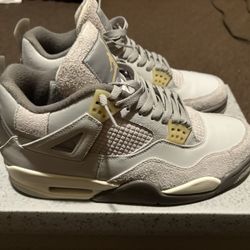 Size 9.5 Air Jordan 4 Retro SE Craft Photon Dust
