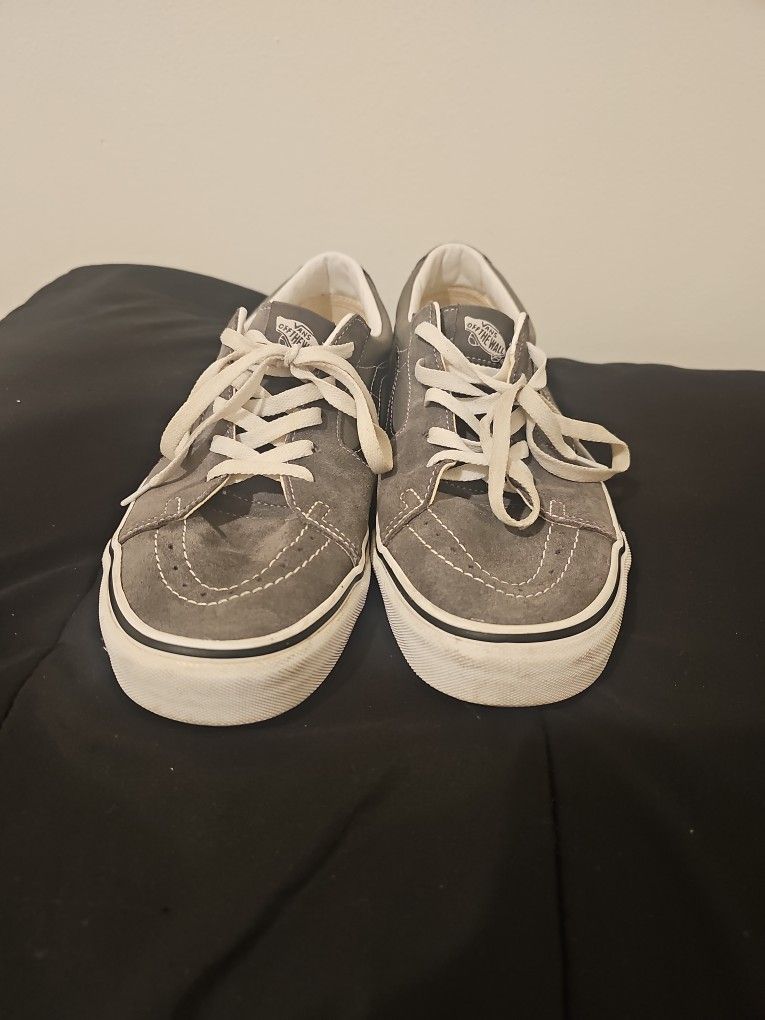Mens Size 11.5 Vans Skate Shoes