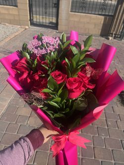Valentine’s Day Arrangements 
