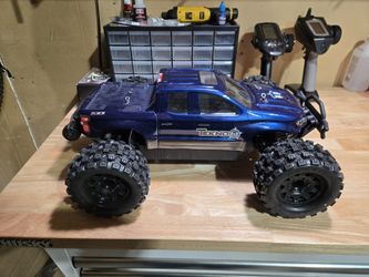 Tekno MT410 2.0 Roller 1/10 RC Monster Truck
