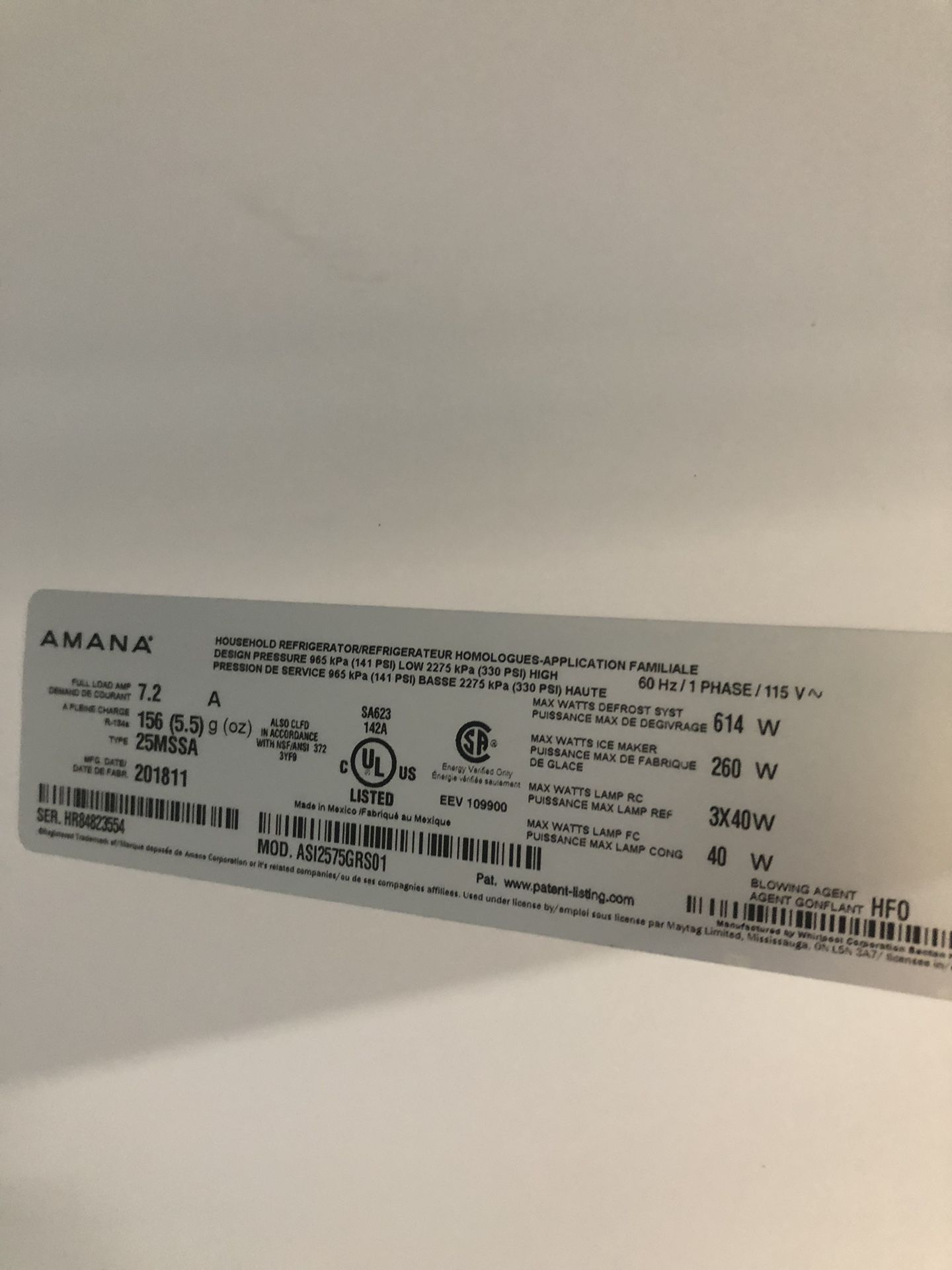 New Amana refrigerator ASI2575GRs