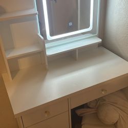 Small Vanity With Sitting Stool 