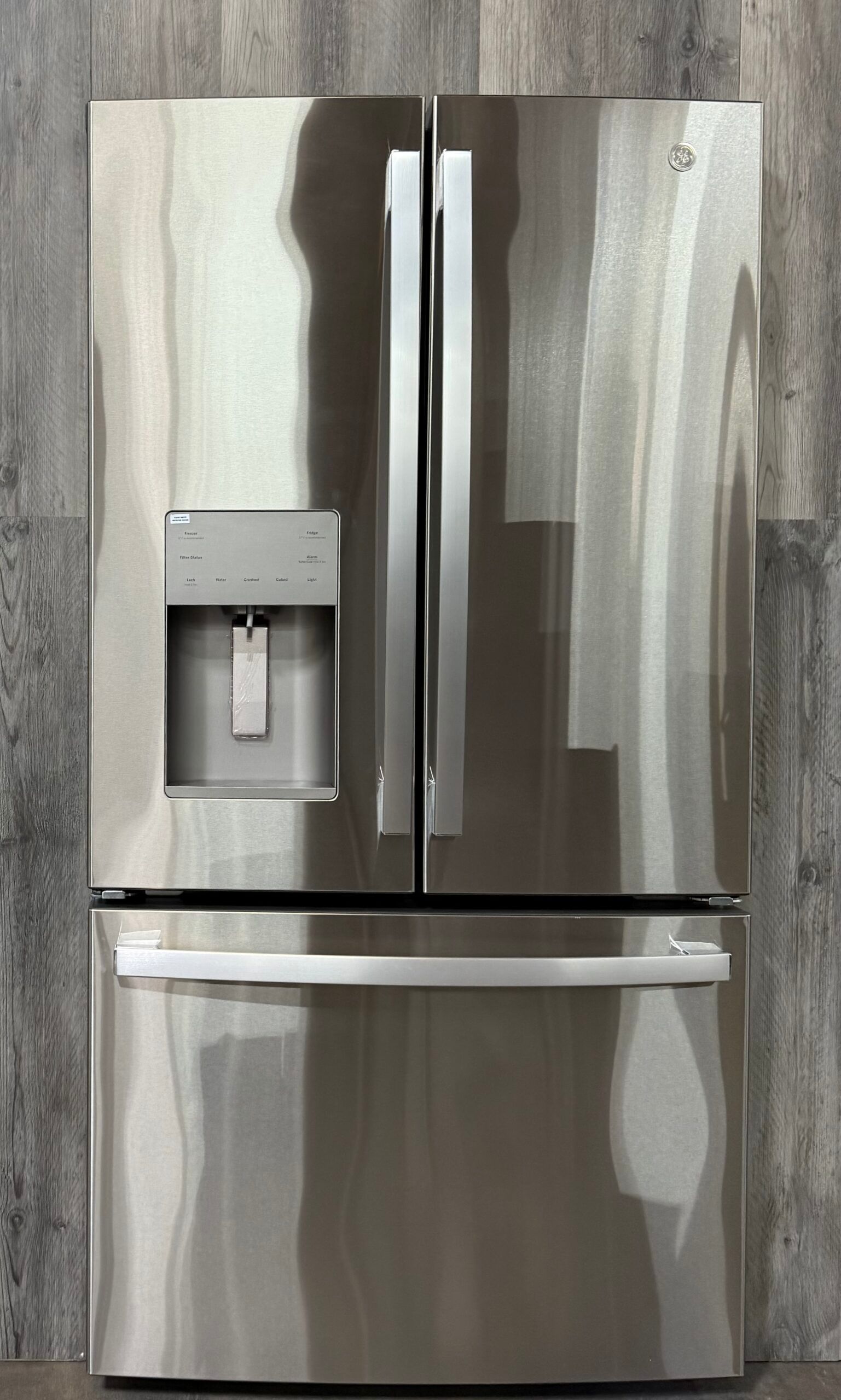 GE Refrigerator GFE26JYMFS 01248 .
