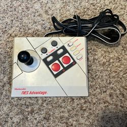 Nintendo NES Advantage